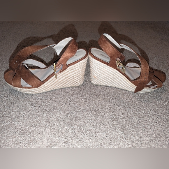 Beachy wedges - Picture 4 of 4